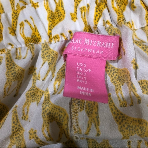 Isaac Mizrahi Yellow & White Giraffe Short Sleeve & Shorts Pajama Set Size Small - Picture 13 of 16